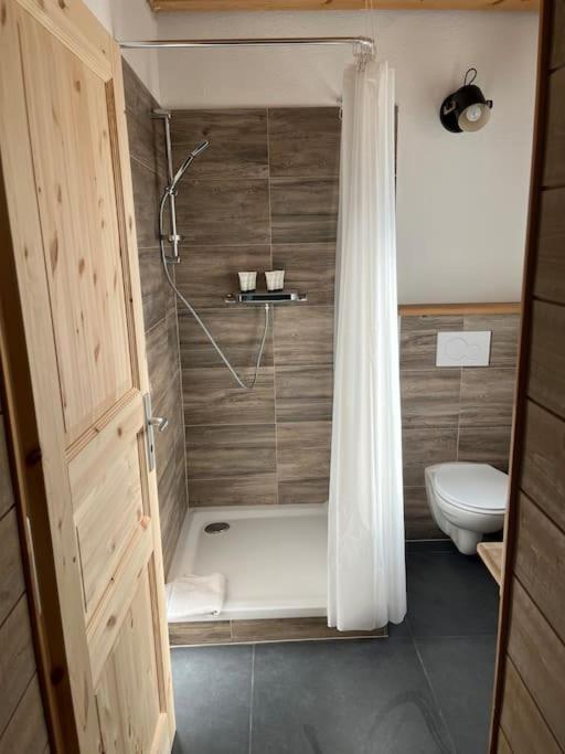 Loft Des Milans, Petit Nid Douillet Perche Sur La Campagne Apartment Ecublens  Ngoại thất bức ảnh